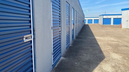 Virtual Tour of Your Storage Place in Houston, TX - Part 8 of 10
