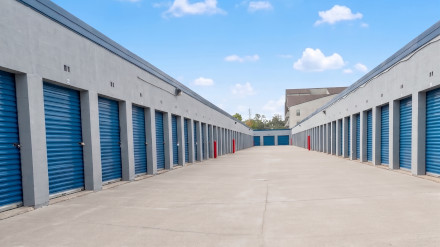 Virtual Tour of Your Storage Place in Houston, TX - Part 13 of 14